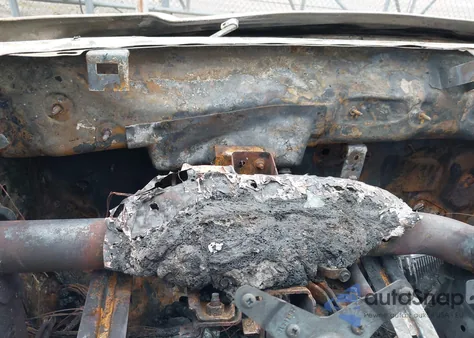 2005 Ford Escape Xlt из США, поврежденный, VIN 1FMYU93185DA11341